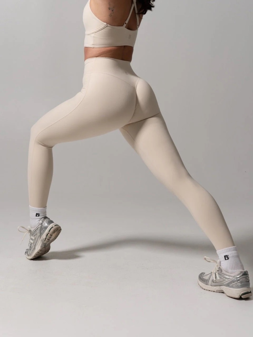 BuffBunny /// Women’s High-Waist Sculpting Leggings - Size Medium